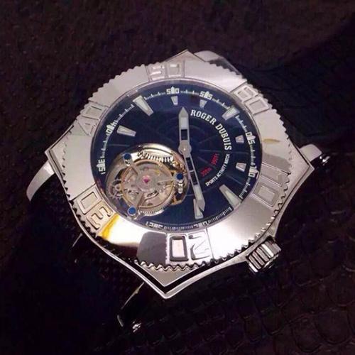 Roger Dubuis 罗杰杜比 EasyDiver系列Tourbidiver 真陀飞轮手动上链机械 男士腕表