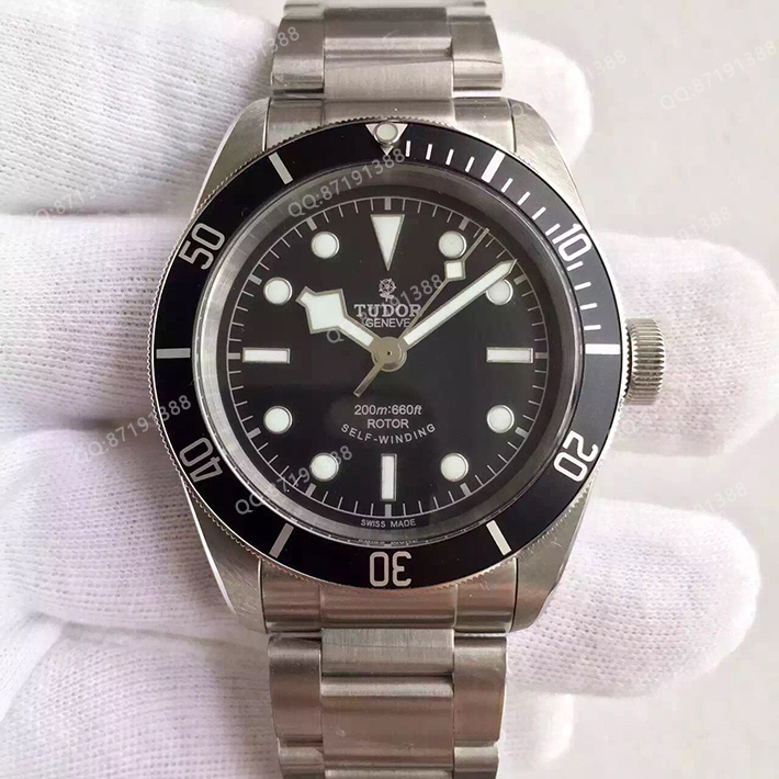 帝舵碧湾 一比一高精仿帝舵TUDOR Heritage Black Bay 启承系列 碧湾 自动机械瑞士男表